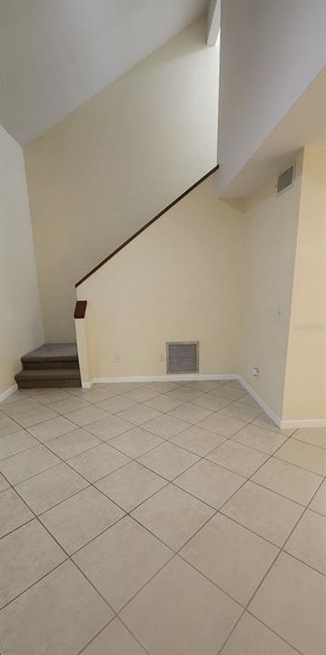 For Rent: $1,450 (2 beds, 2 baths, 1057 Square Feet)