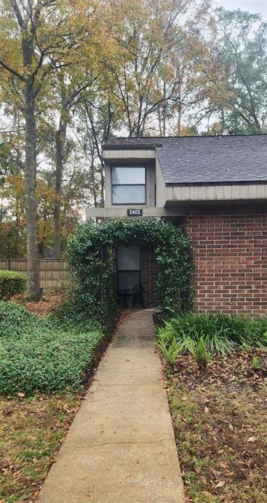 For Rent: $1,450 (2 beds, 2 baths, 1057 Square Feet)