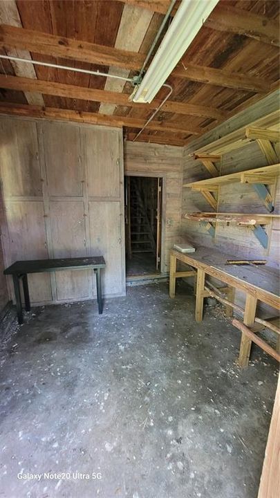 For Rent: $2,000 (3 beds, 2 baths, 1557 Square Feet)