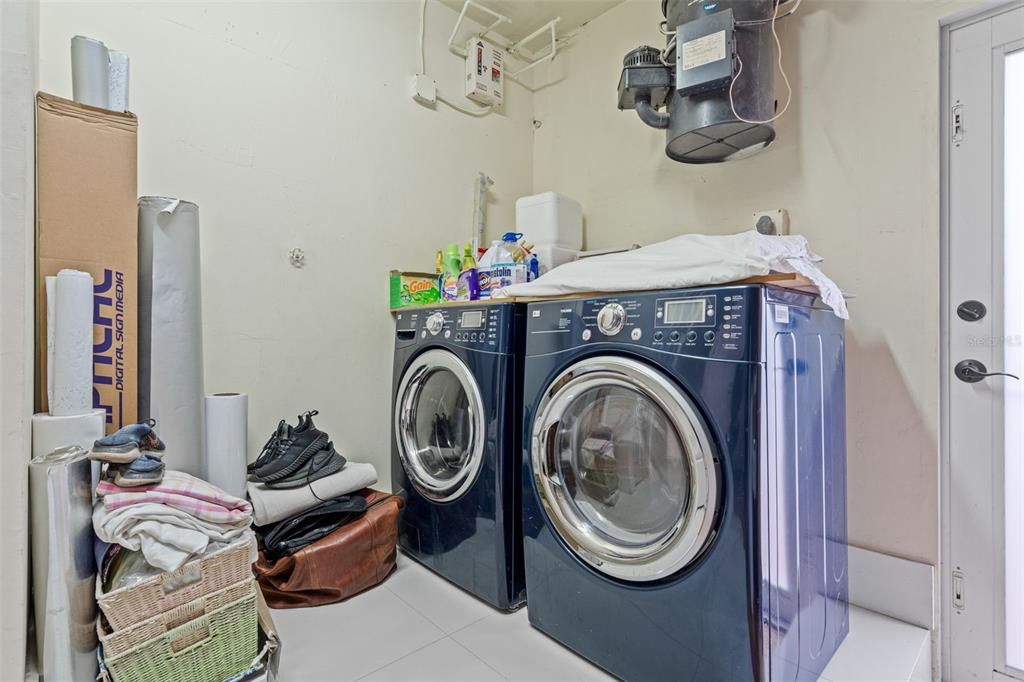 На продажу: $1,395,000 (5 спален, 4 ванн, 3263 Квадратных фут)