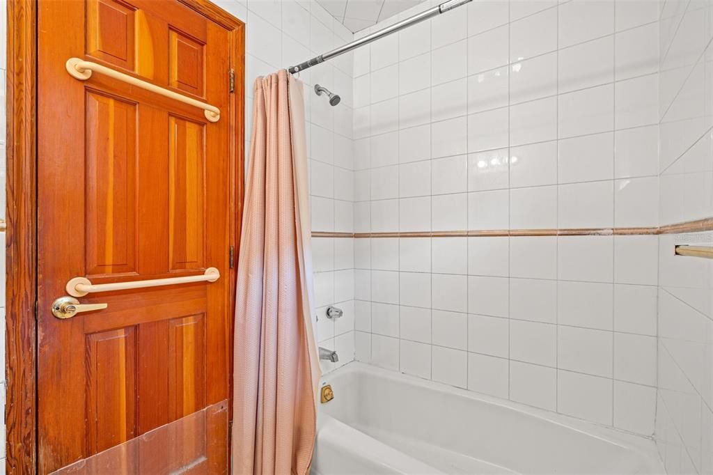 На продажу: $1,395,000 (5 спален, 4 ванн, 3263 Квадратных фут)