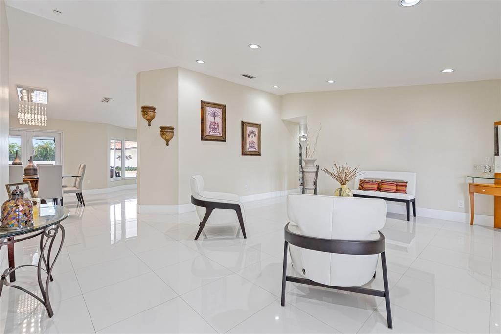 На продажу: $1,395,000 (5 спален, 4 ванн, 3263 Квадратных фут)