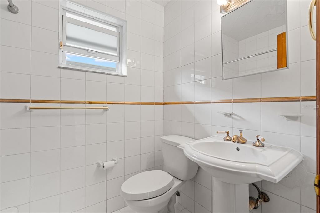 На продажу: $1,395,000 (5 спален, 4 ванн, 3263 Квадратных фут)