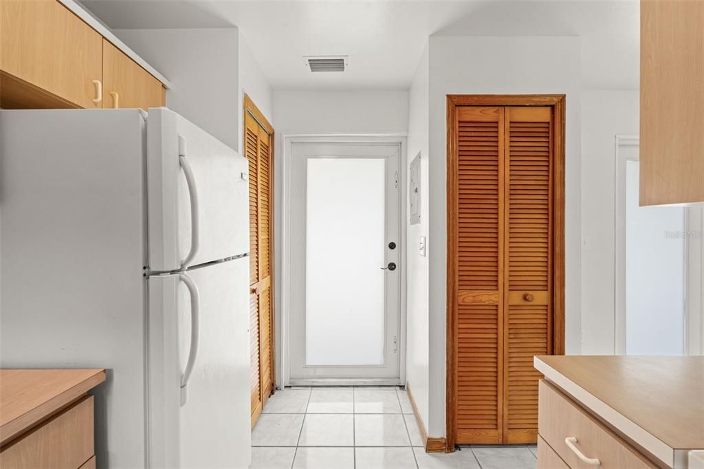 На продажу: $1,395,000 (5 спален, 4 ванн, 3263 Квадратных фут)