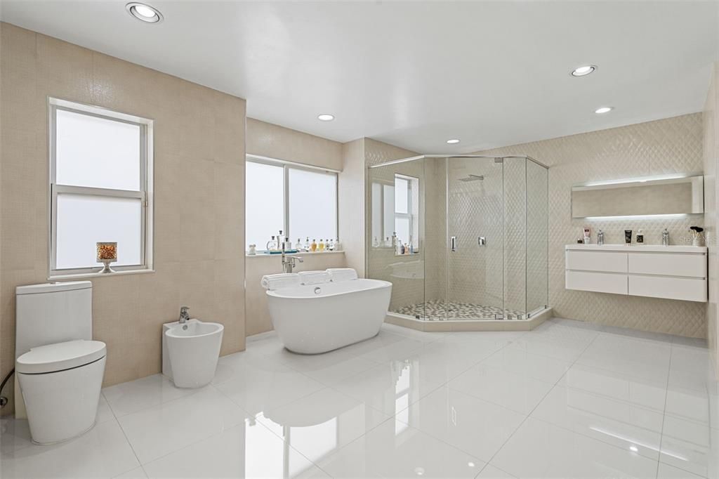 На продажу: $1,395,000 (5 спален, 4 ванн, 3263 Квадратных фут)