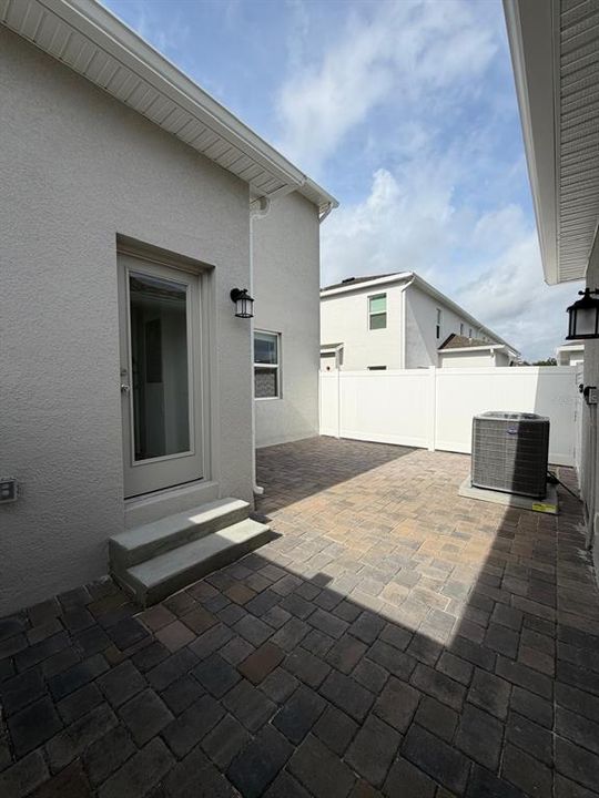 En Renta: $2,450 (3 camas, 2 baños, 1755 Pies cuadrados)