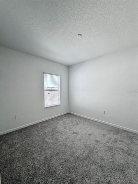 En Renta: $2,450 (3 camas, 2 baños, 1755 Pies cuadrados)