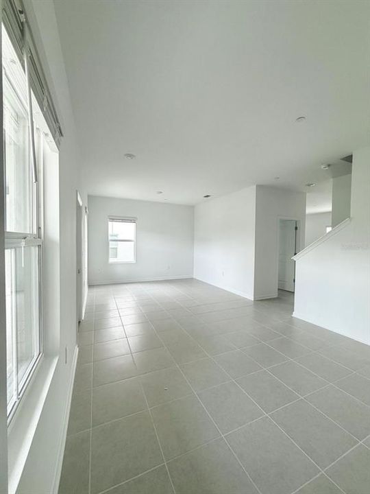 En Renta: $2,450 (3 camas, 2 baños, 1755 Pies cuadrados)