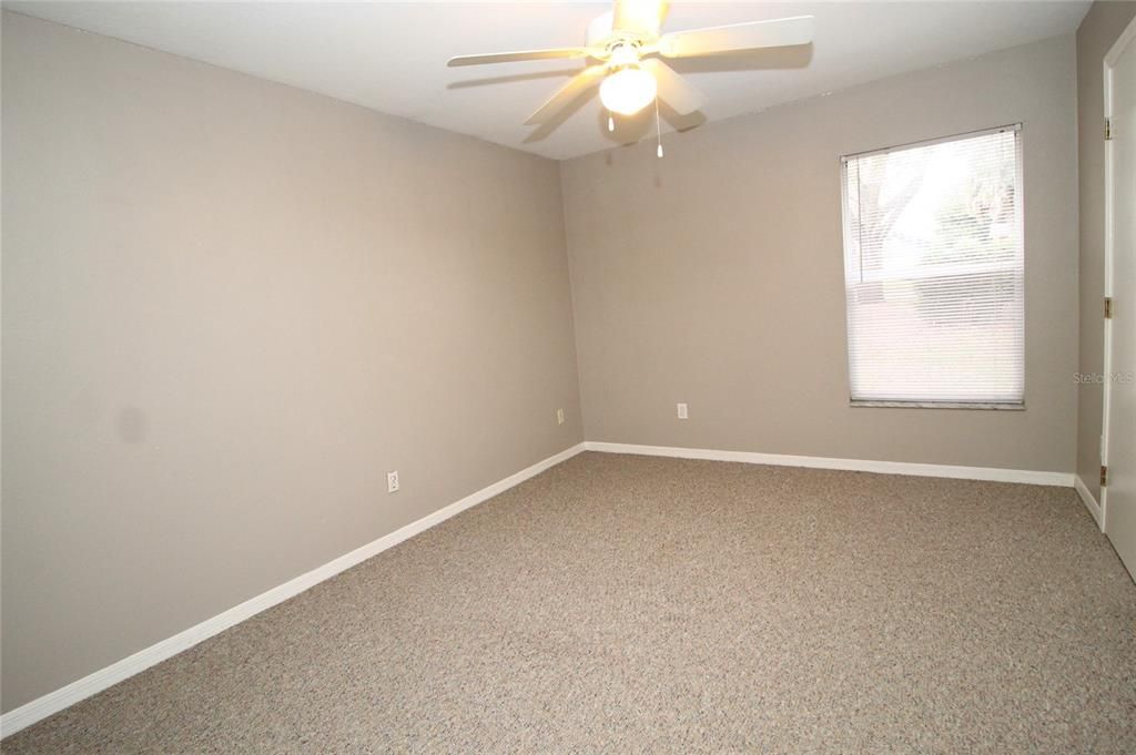 出租: $1,750 (3 贝兹, 2 浴室, 1100 平方英尺)