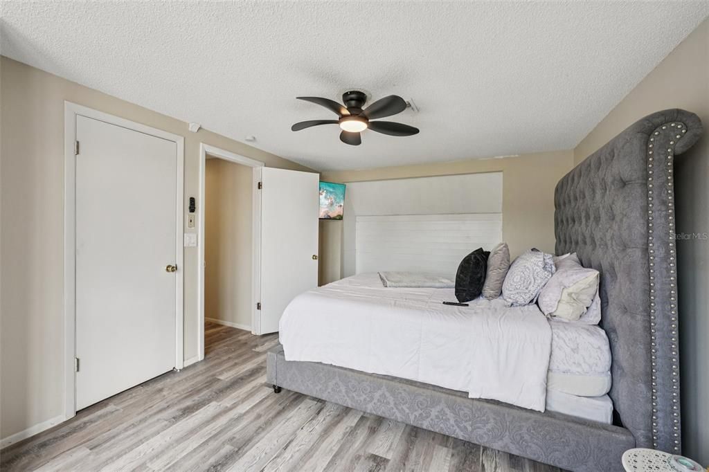 待售: $285,999 (3 贝兹, 2 浴室, 1732 平方英尺)