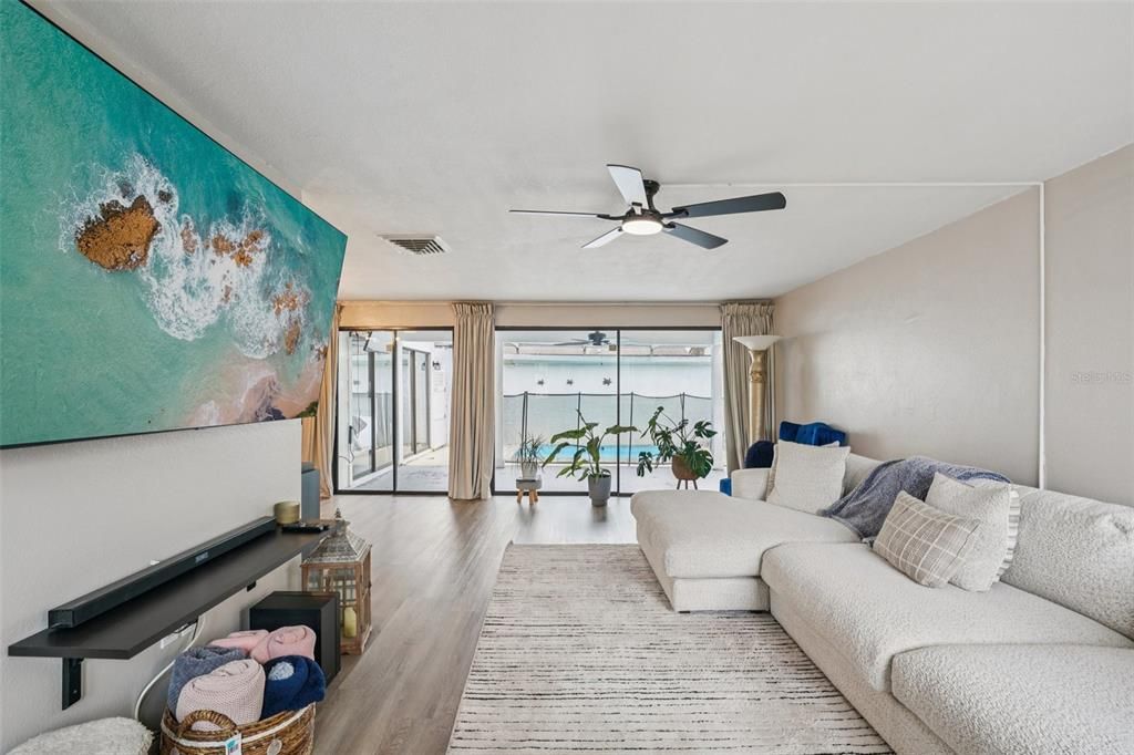 待售: $285,999 (3 贝兹, 2 浴室, 1732 平方英尺)