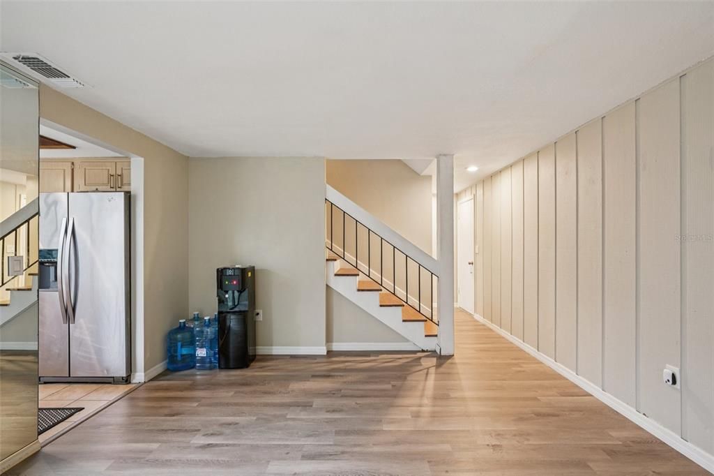 待售: $285,999 (3 贝兹, 2 浴室, 1732 平方英尺)