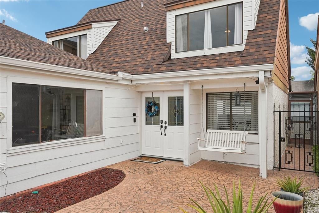 待售: $285,999 (3 贝兹, 2 浴室, 1732 平方英尺)