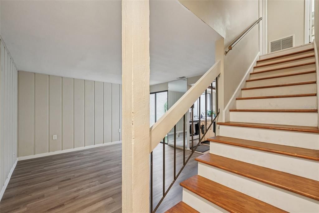 待售: $285,999 (3 贝兹, 2 浴室, 1732 平方英尺)