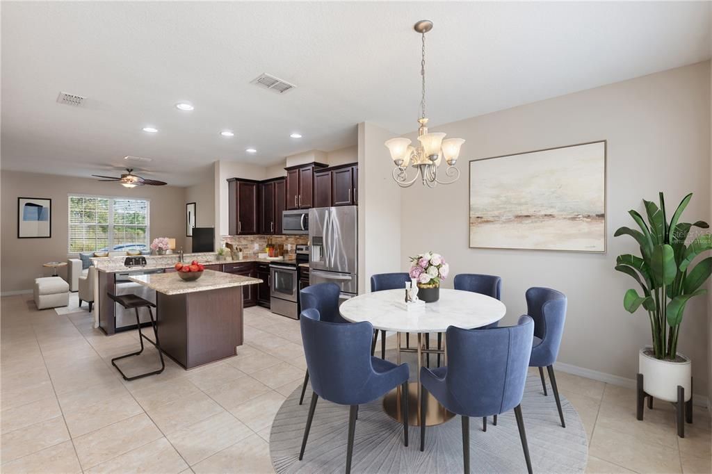 Под контрактом: $369,999 (3 спален, 2 ванн, 1520 Квадратных фут)