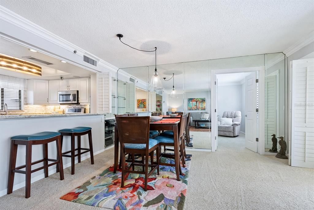 For Sale: $598,000 (1 beds, 1 baths, 918 Square Feet)