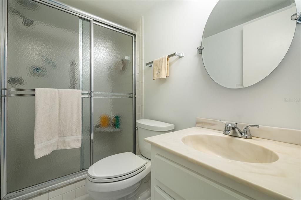 For Rent: $3,400 (2 beds, 2 baths, 1131 Square Feet)