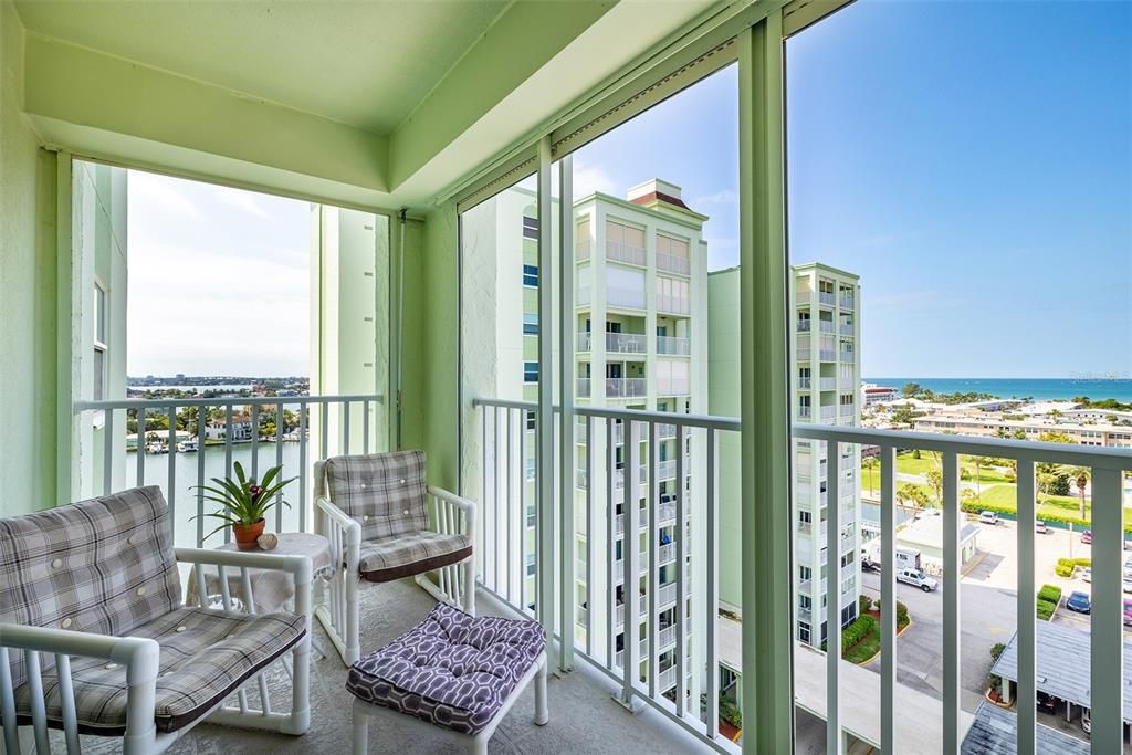 For Rent: $3,400 (2 beds, 2 baths, 1131 Square Feet)