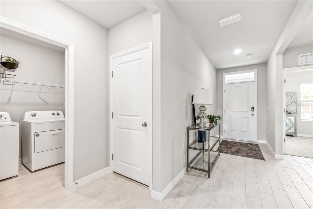 For Sale: $314,990 (3 beds, 2 baths, 1672 Square Feet)