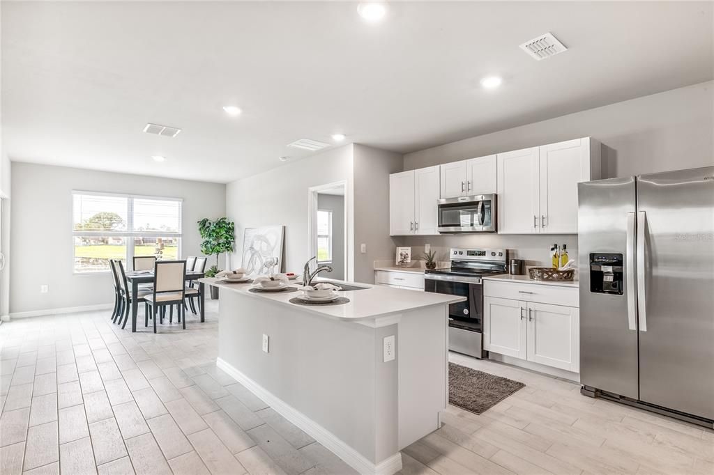 For Sale: $314,990 (3 beds, 2 baths, 1672 Square Feet)