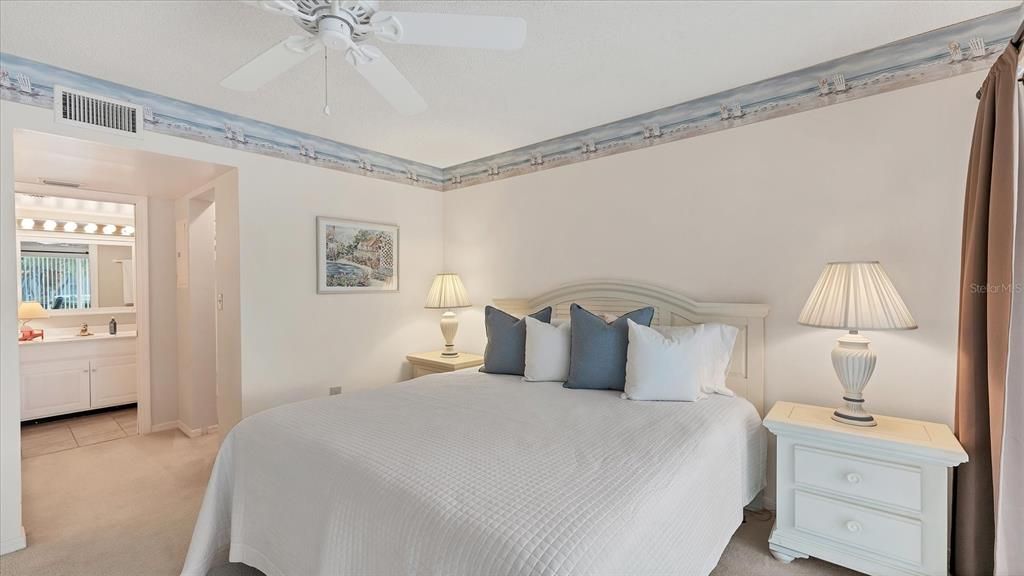 待售: $190,000 (2 贝兹, 2 浴室, 1110 平方英尺)