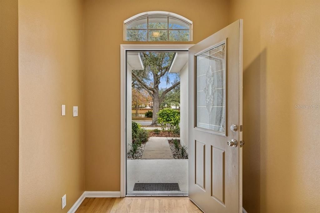 En Venta: $370,000 (3 camas, 2 baños, 1687 Pies cuadrados)