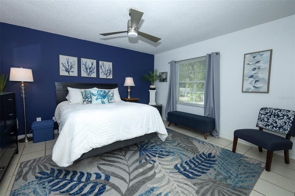 待售: $315,000 (2 贝兹, 2 浴室, 1036 平方英尺)