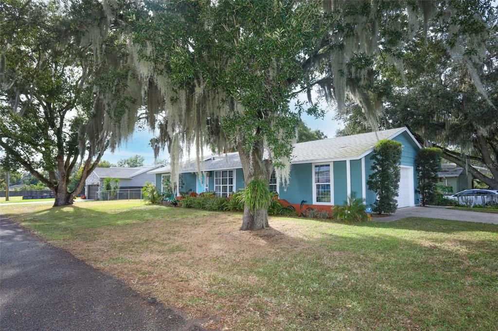 待售: $315,000 (2 贝兹, 2 浴室, 1036 平方英尺)