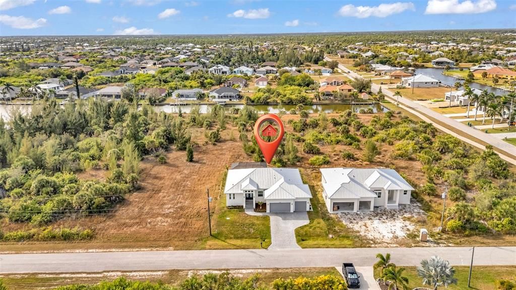 For Sale: $689,000 (3 beds, 3 baths, 2208 Square Feet)