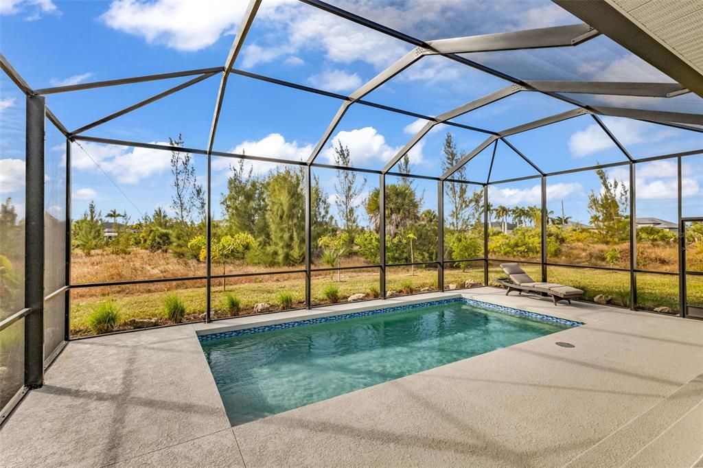 For Sale: $689,000 (3 beds, 3 baths, 2208 Square Feet)