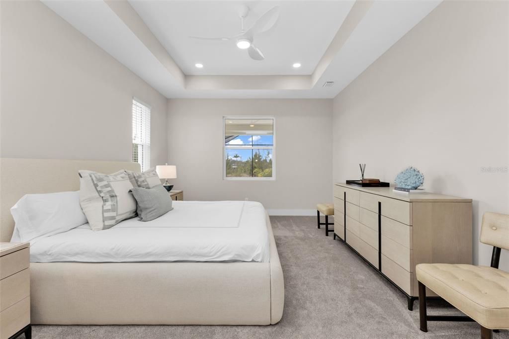 For Sale: $689,000 (3 beds, 3 baths, 2208 Square Feet)