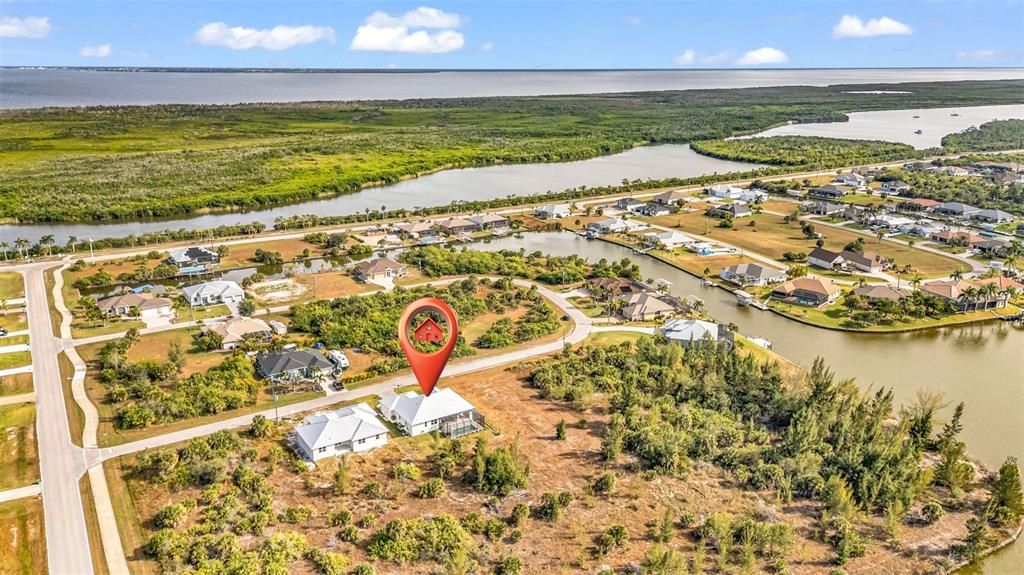 For Sale: $689,000 (3 beds, 3 baths, 2208 Square Feet)