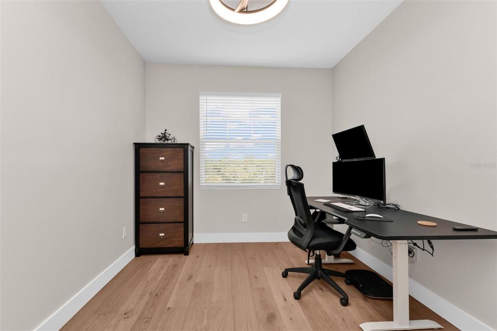 For Sale: $689,000 (3 beds, 3 baths, 2208 Square Feet)