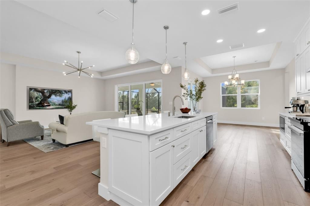 For Sale: $689,000 (3 beds, 3 baths, 2208 Square Feet)