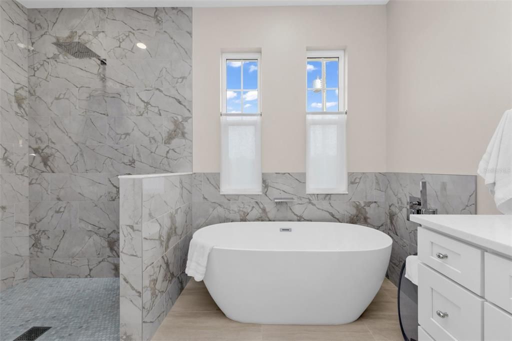 For Sale: $689,000 (3 beds, 3 baths, 2208 Square Feet)