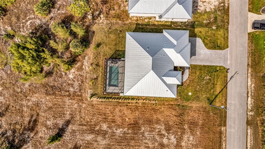 For Sale: $689,000 (3 beds, 3 baths, 2208 Square Feet)