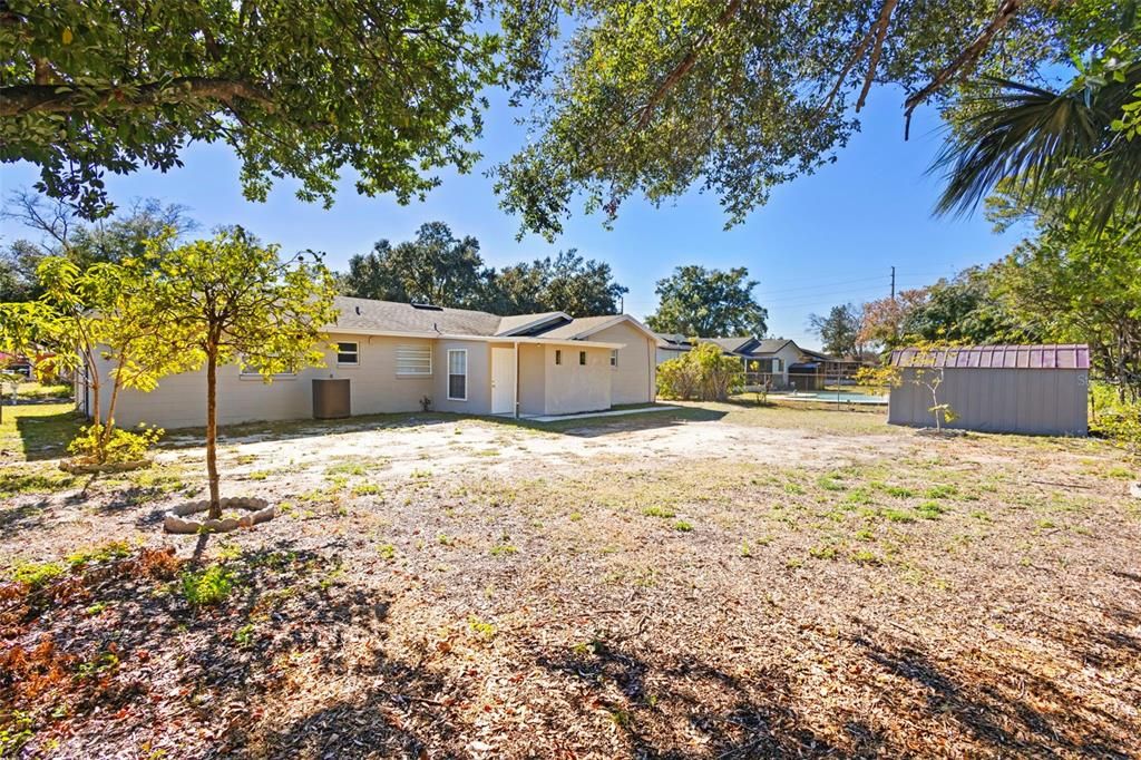 En Venta: $325,000 (4 camas, 3 baños, 1860 Pies cuadrados)