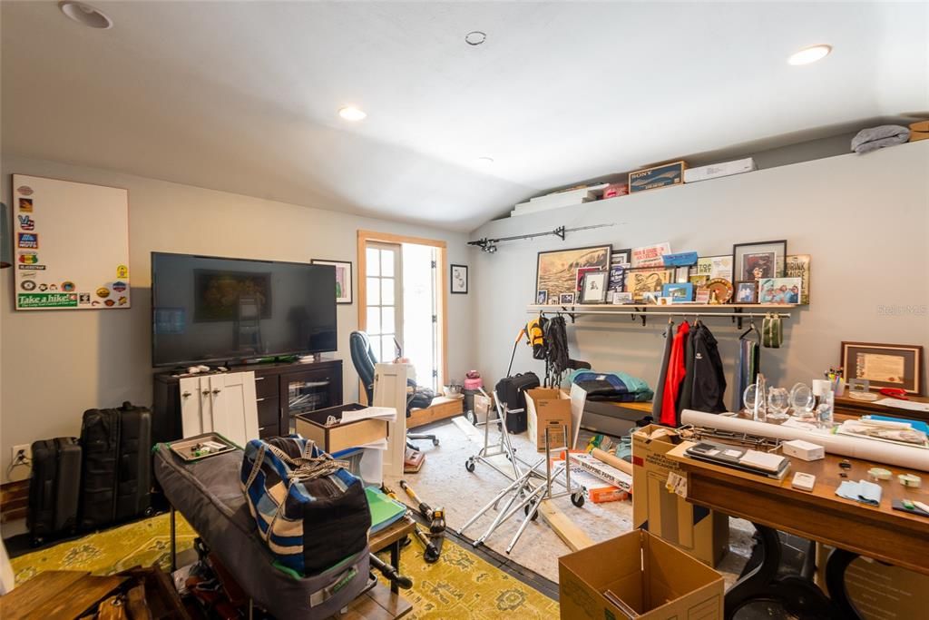 For Rent: $4,999 (3 beds, 2 baths, 1796 Square Feet)