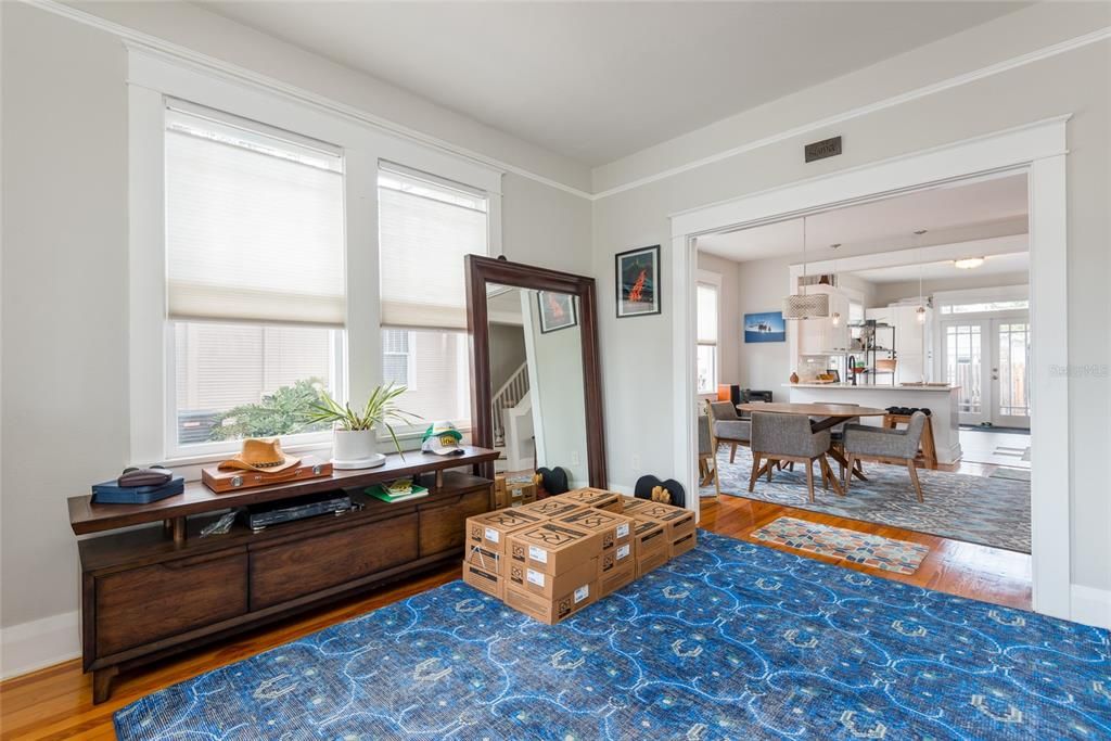 For Rent: $4,999 (3 beds, 2 baths, 1796 Square Feet)