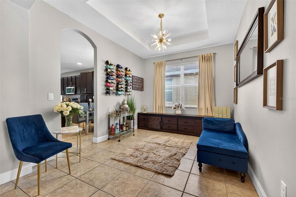 En Venta: $544,999 (4 camas, 3 baños, 2329 Pies cuadrados)