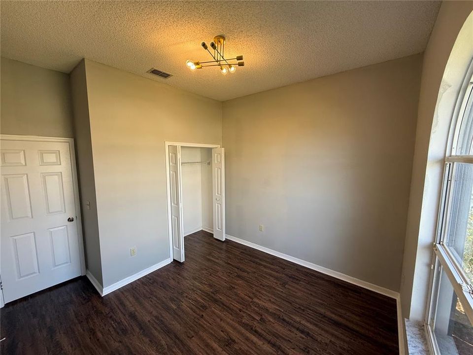 待售: $265,000 (3 贝兹, 2 浴室, 1456 平方英尺)