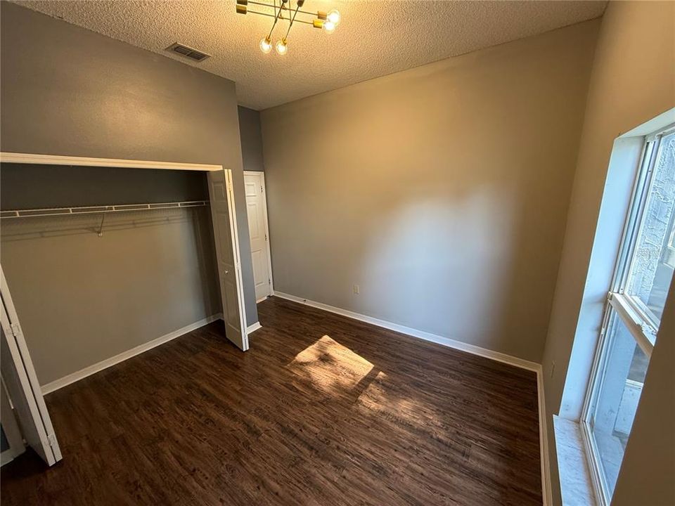 待售: $265,000 (3 贝兹, 2 浴室, 1456 平方英尺)