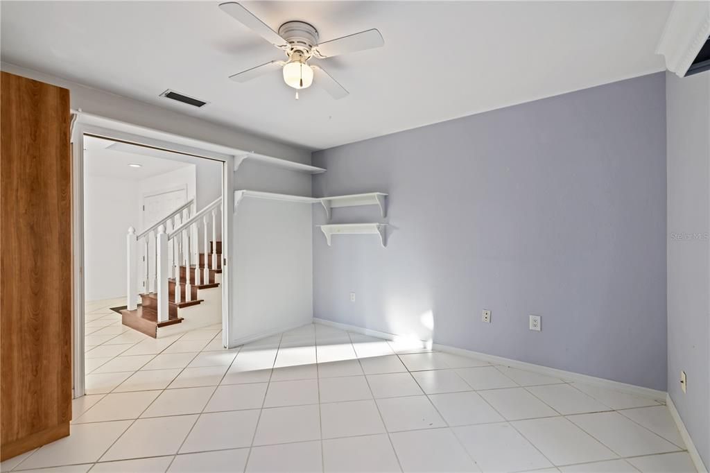 待售: $600,000 (4 贝兹, 3 浴室, 2547 平方英尺)