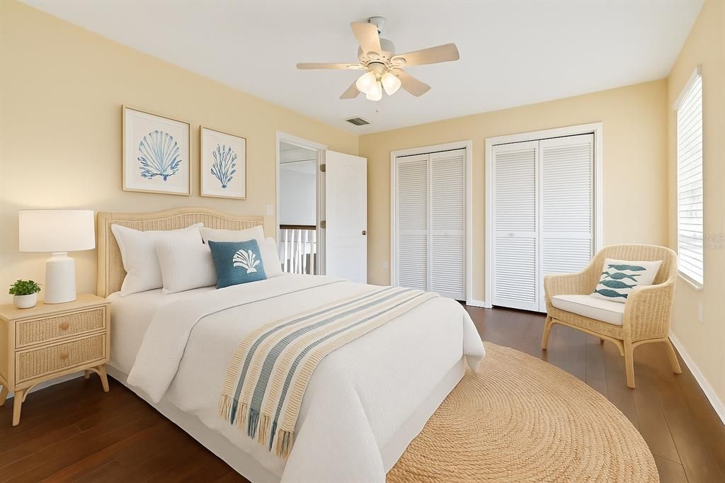 待售: $600,000 (4 贝兹, 3 浴室, 2547 平方英尺)