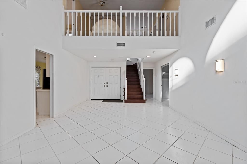 待售: $600,000 (4 贝兹, 3 浴室, 2547 平方英尺)