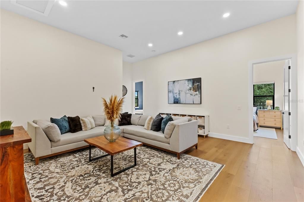 For Sale: $1,700,000 (4 beds, 4 baths, 3591 Square Feet)