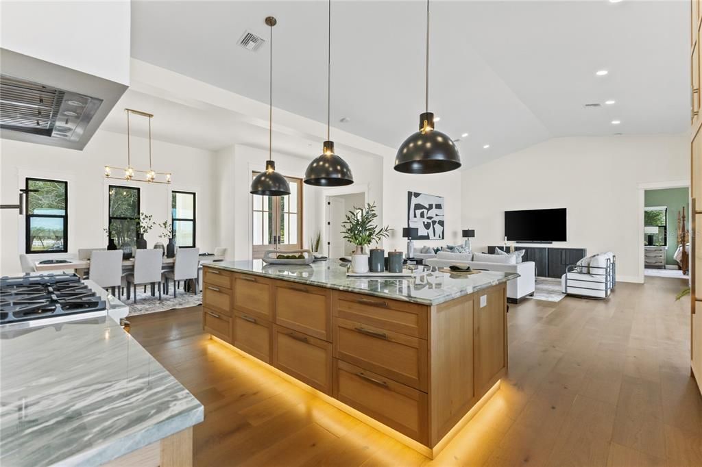 For Sale: $1,700,000 (4 beds, 4 baths, 3591 Square Feet)