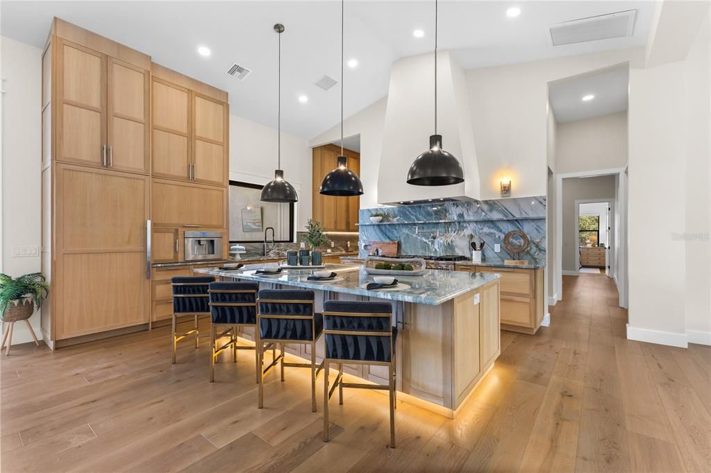 For Sale: $1,700,000 (4 beds, 4 baths, 3591 Square Feet)