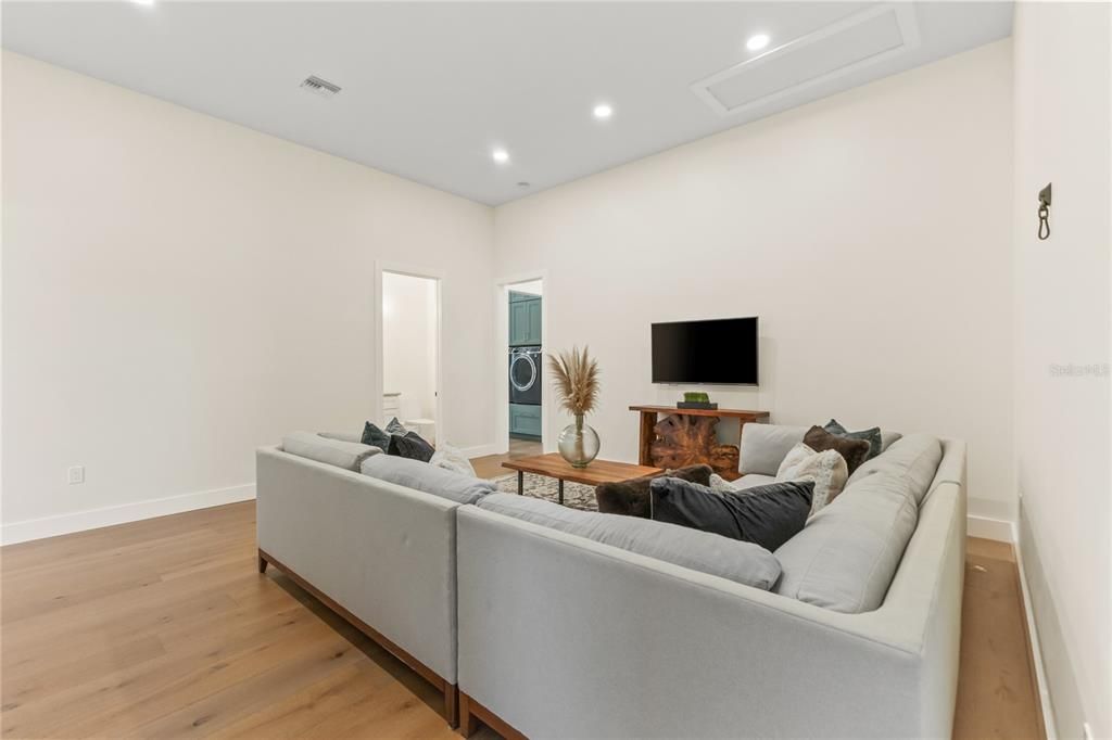 For Sale: $1,700,000 (4 beds, 4 baths, 3591 Square Feet)