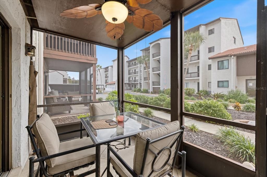 For Rent: $1,850 (1 beds, 1 baths, 516 Square Feet)